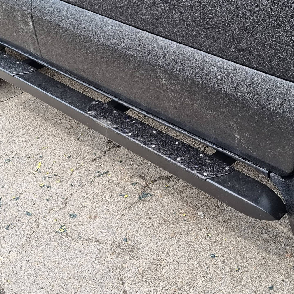 Подготовка Toyota Prado 120 к охоте, покраска Line-X