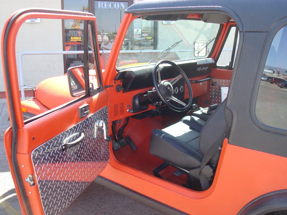 Два Джипа и оба в Line-X