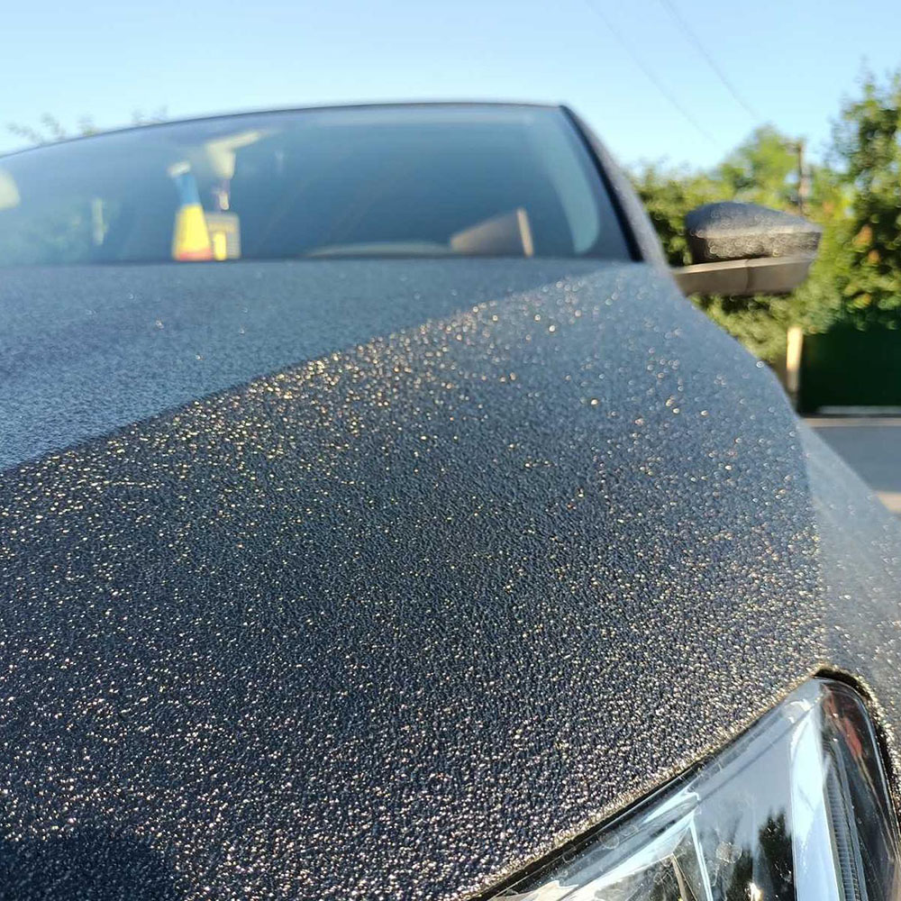 Защита кузова седана SKODA Octavia полимерным покрытием Line-X