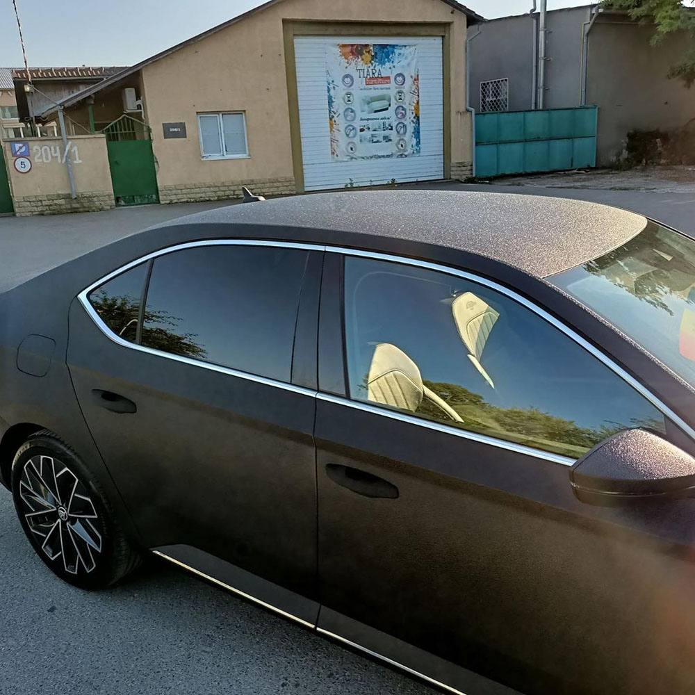 Защита кузова седана SKODA Octavia полимерным покрытием Line-X