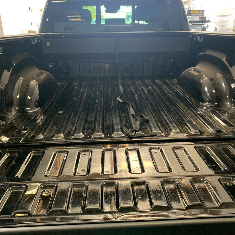 Защита багажного отделения покрытием Line-X: надежно и красиво