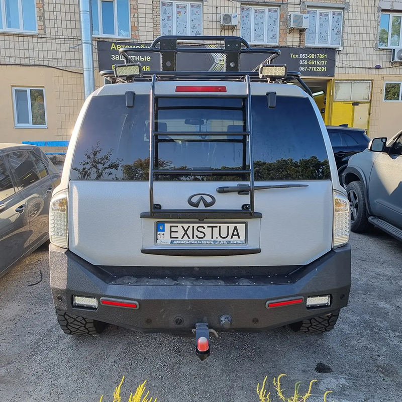 Infiniti QX56 в Line-X