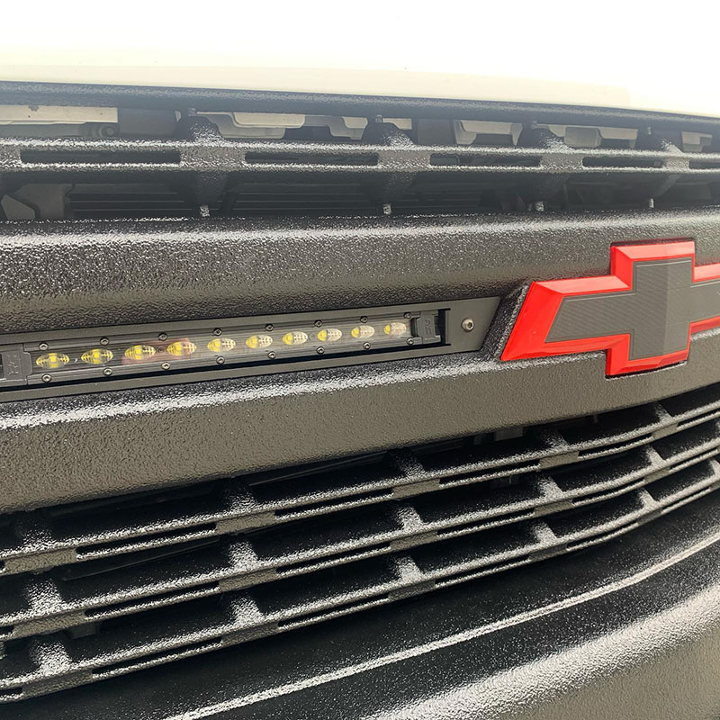 Защита бампера и решетки радиатора полимерным покрытием Line-X