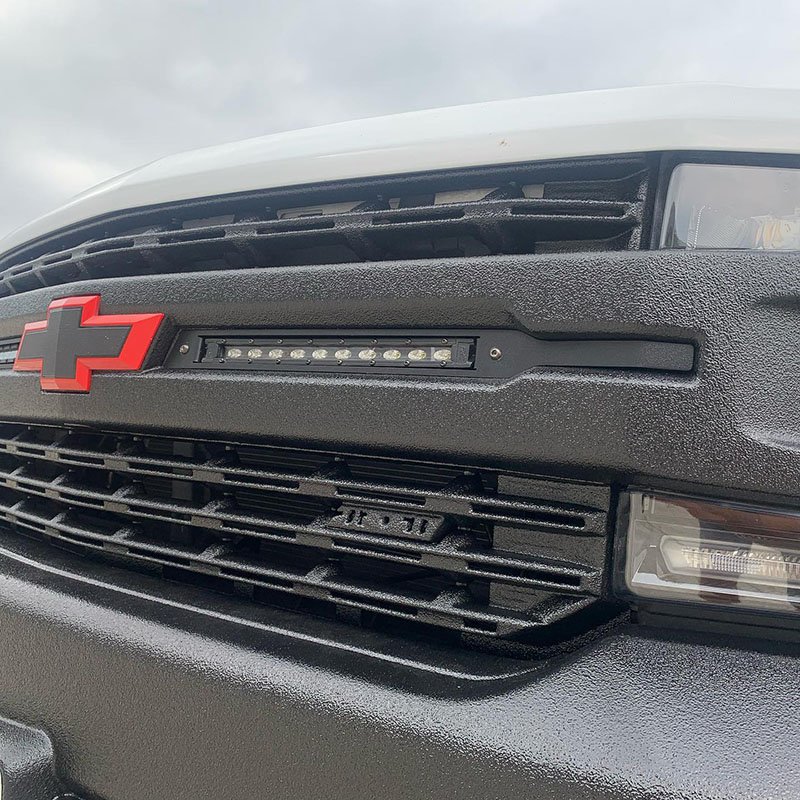 Защита бампера и решетки радиатора полимерным покрытием Line-X