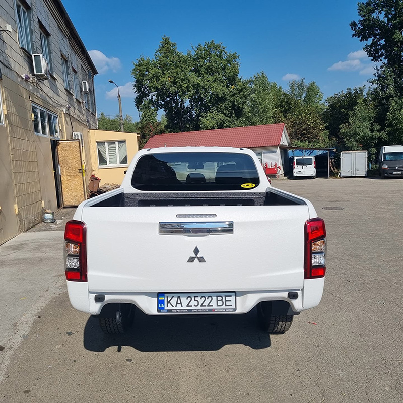 Превентивная защита Mitsubishi L200 покрытием Line-X