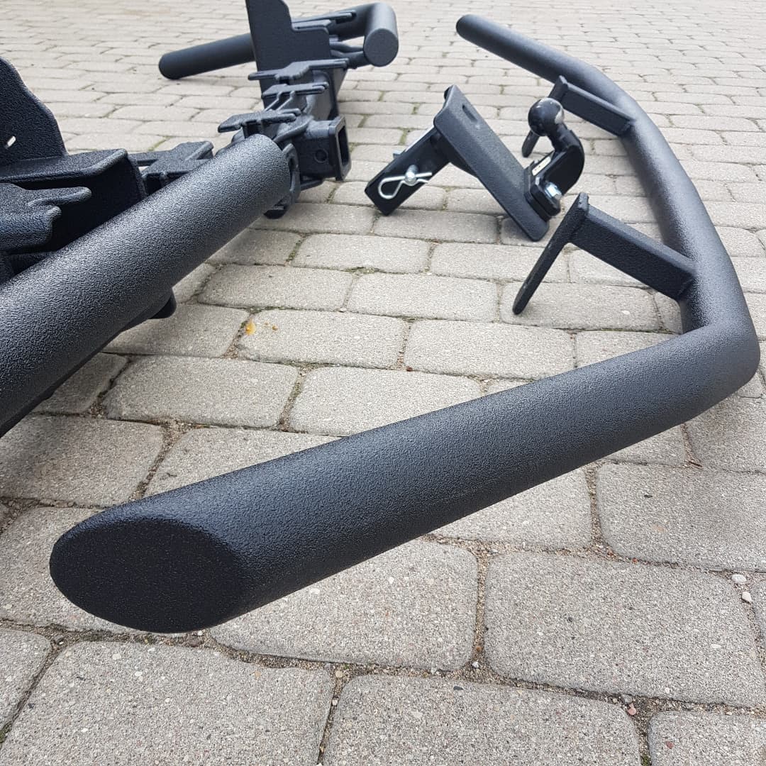 Надежная защита навесных аксессуаров полимерным покрытием Line-X