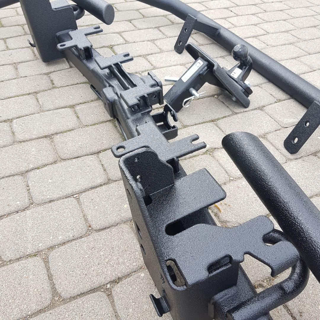 Надежная защита навесных аксессуаров полимерным покрытием Line-X