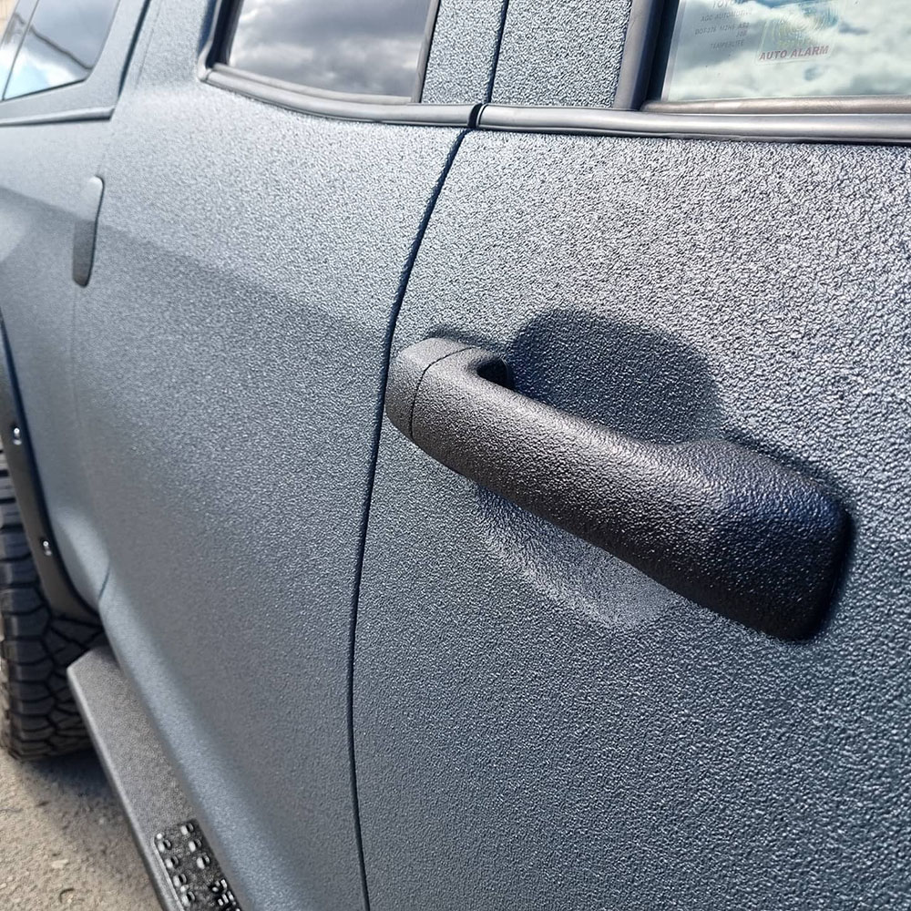 Toyota Tundra Devolro – отрастила новую прочную «кожу» из Line-X