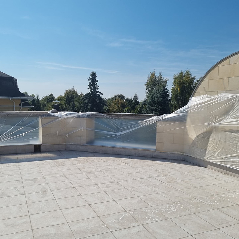 Защита и гидроизоляция кровли открытой террасы дома покрытием Line-X