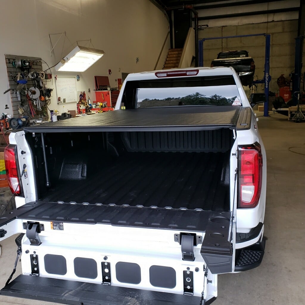 Защита багажного отделения покрытием Line-X