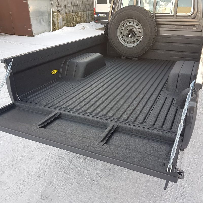 Защита грузового отделения Land Cruiser покрытием Line-X