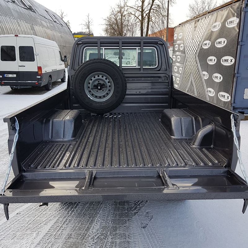 Защита грузового отделения Land Cruiser покрытием Line-X
