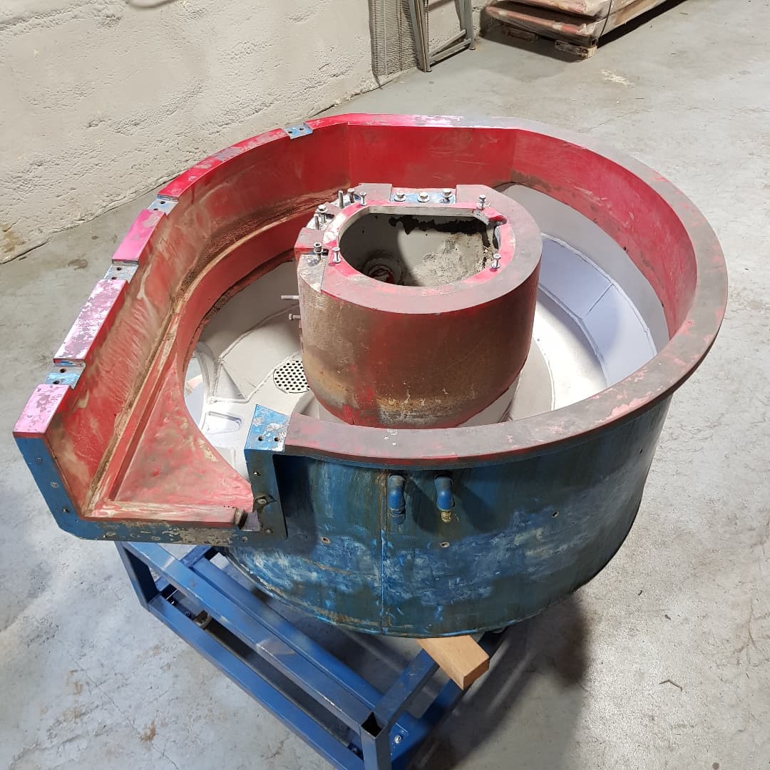 Защита шлифовального станка покрытием Line-X