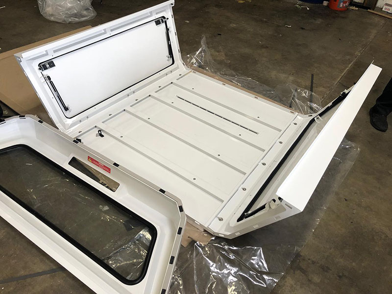 Защита крыши багажника кунга покрытием Line-X